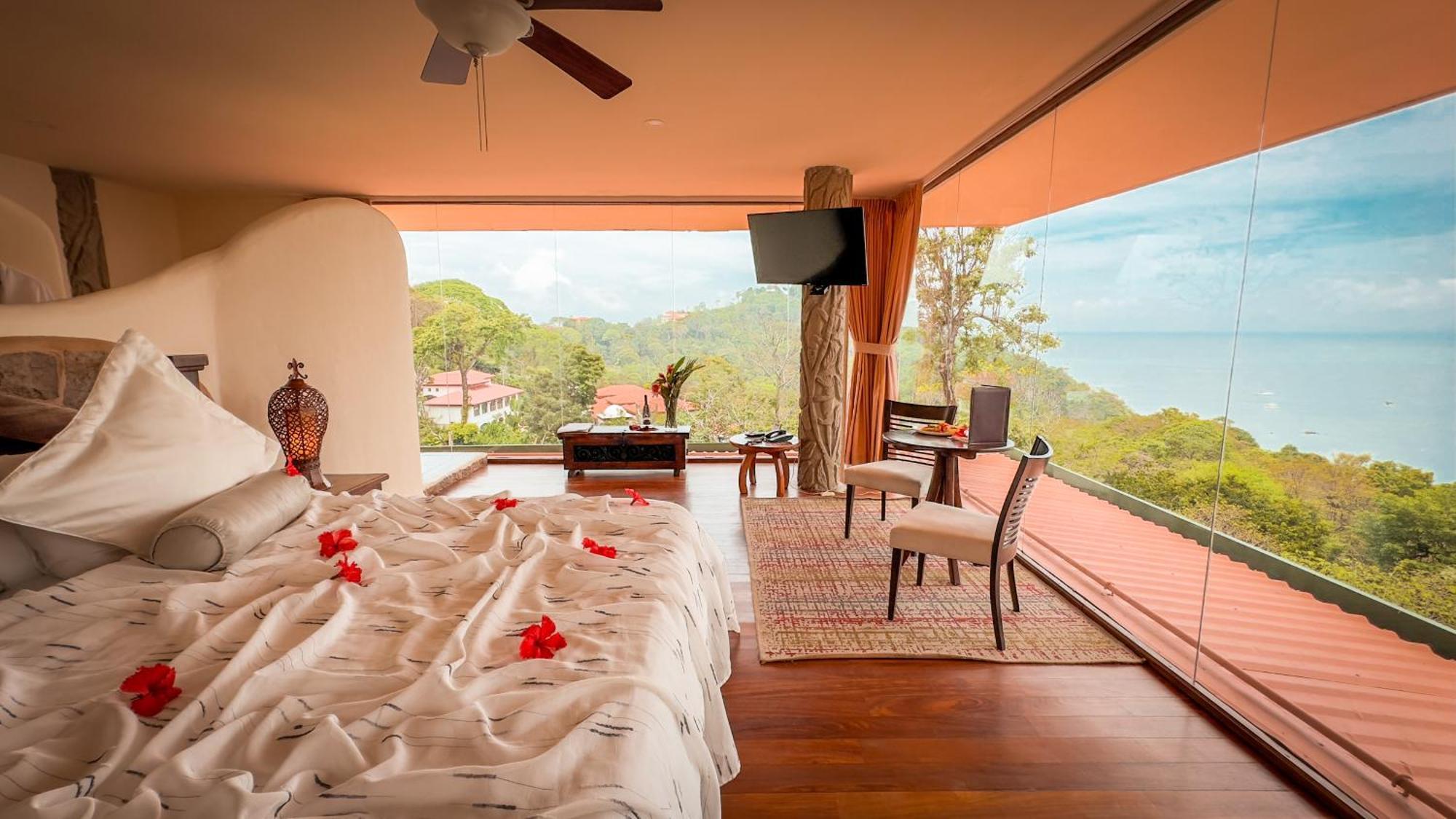 Issimo Suites (Adults Only) Manuel Antonio Buitenkant foto