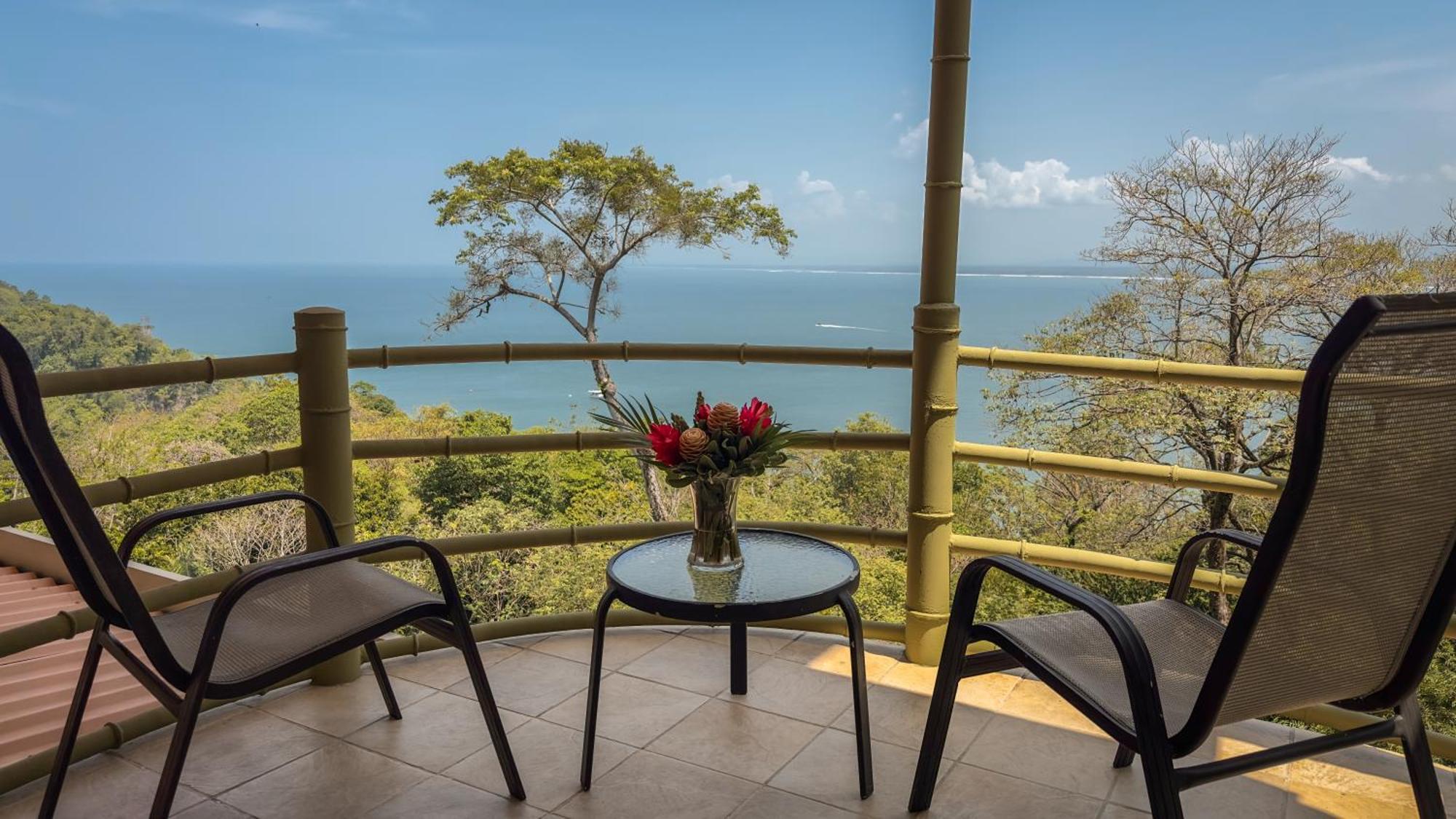 Issimo Suites (Adults Only) Manuel Antonio Buitenkant foto