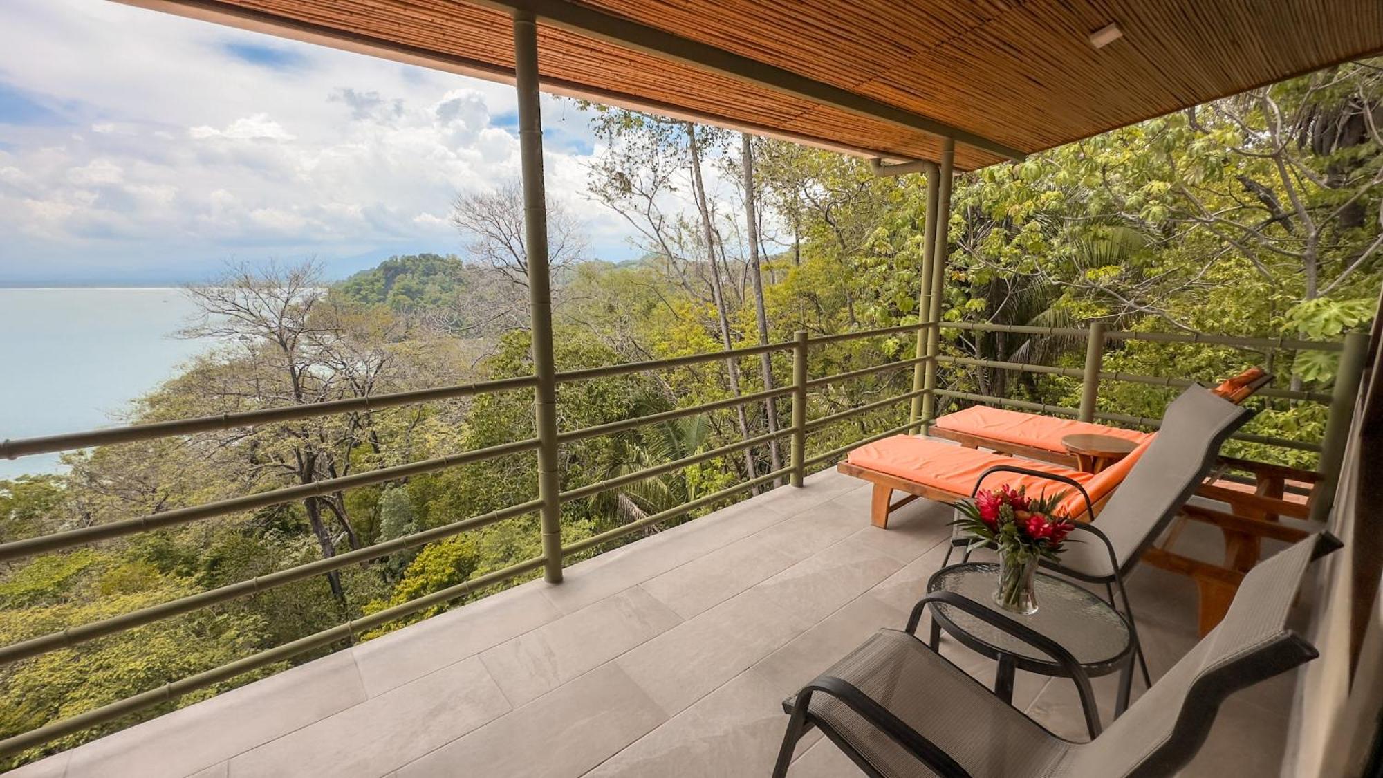 Issimo Suites (Adults Only) Manuel Antonio Buitenkant foto