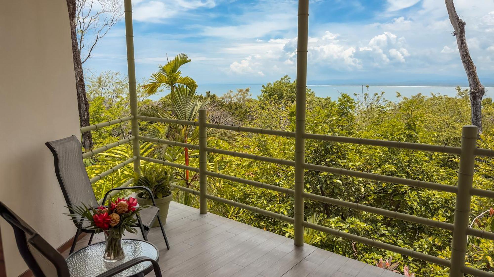 Issimo Suites (Adults Only) Manuel Antonio Buitenkant foto