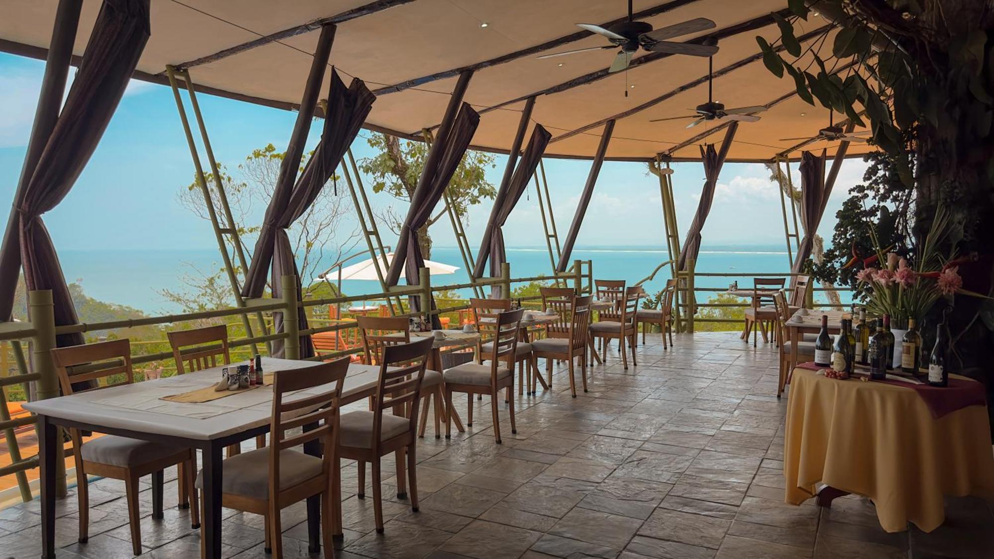 Issimo Suites (Adults Only) Manuel Antonio Buitenkant foto