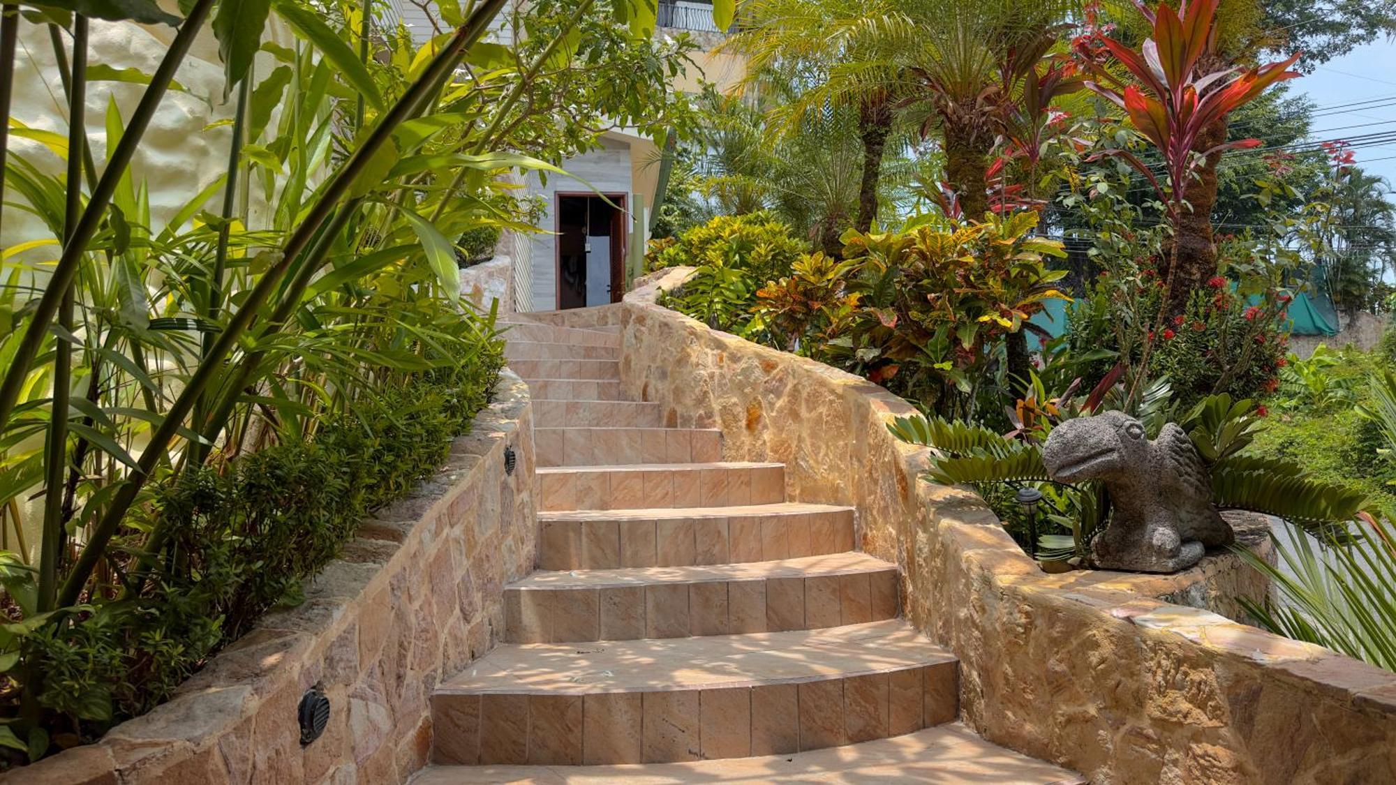 Issimo Suites (Adults Only) Manuel Antonio Buitenkant foto
