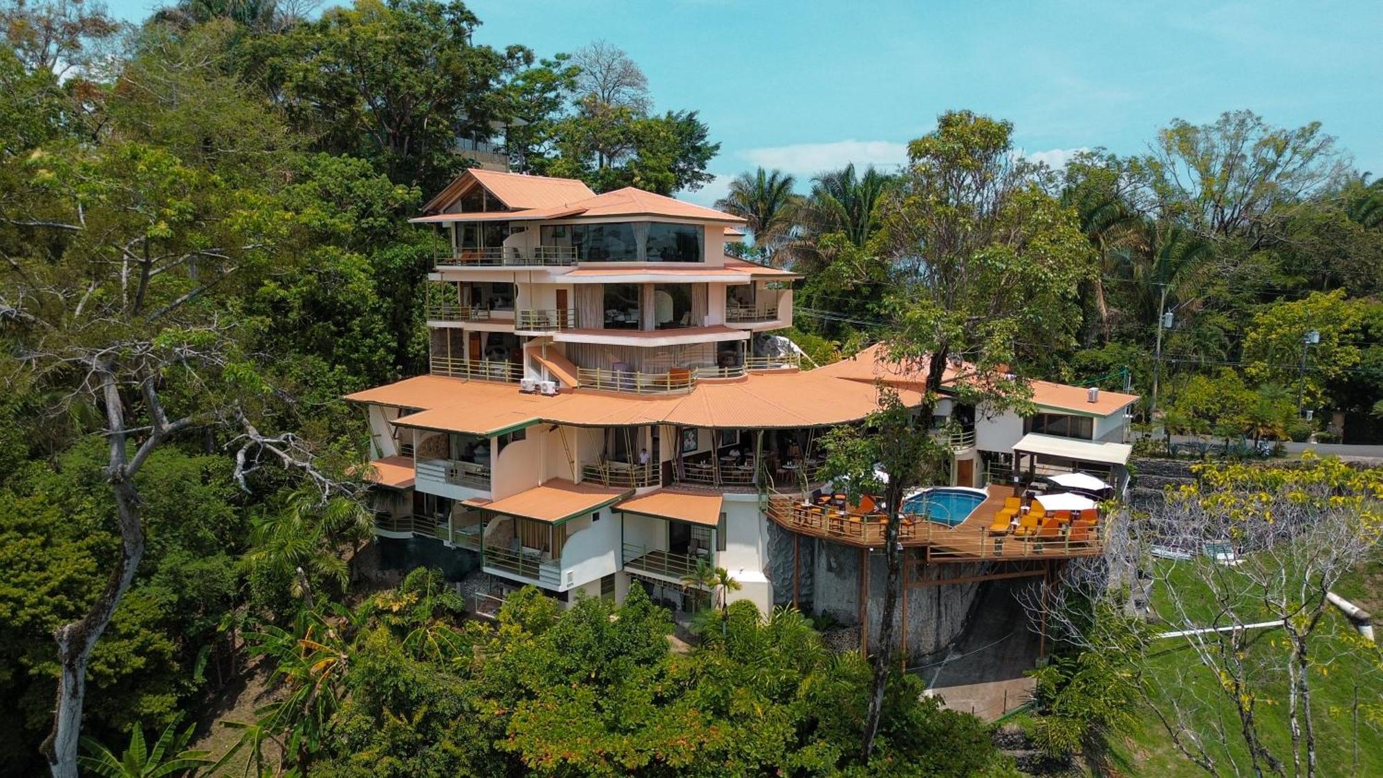 Issimo Suites (Adults Only) Manuel Antonio Buitenkant foto